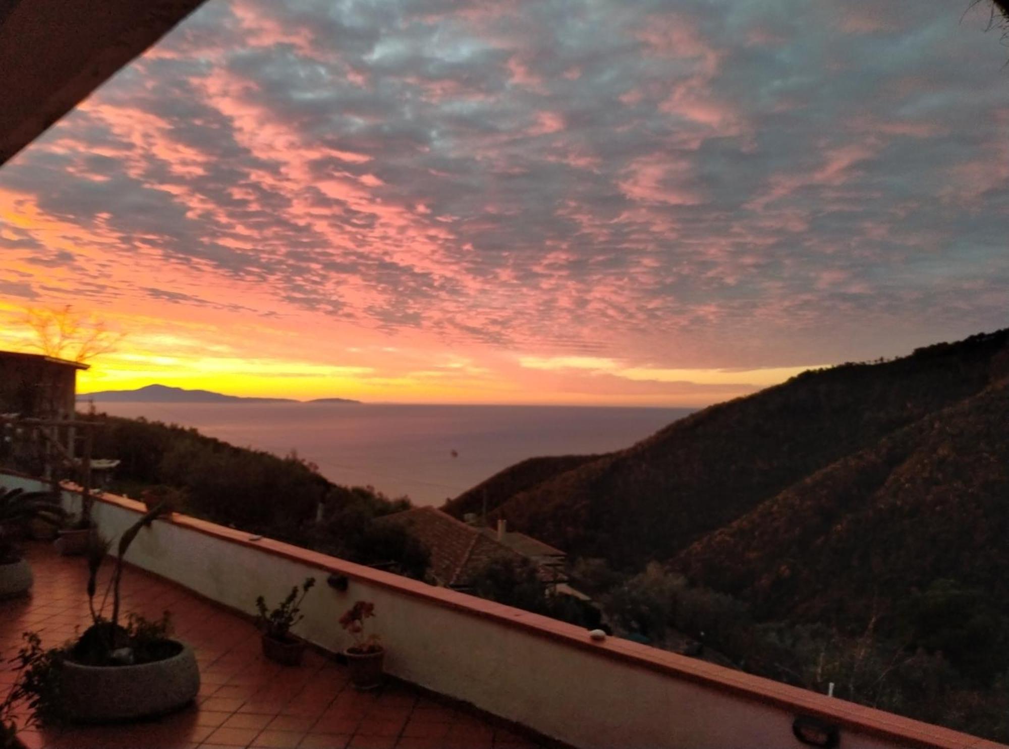 Contrada Cafaro Hotel Salerno Luaran gambar