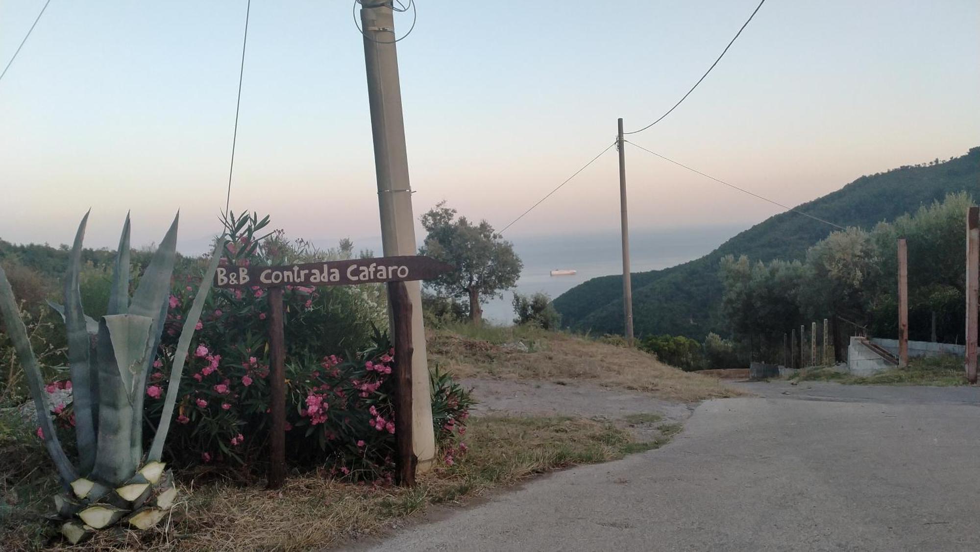Contrada Cafaro Hotel Salerno Luaran gambar